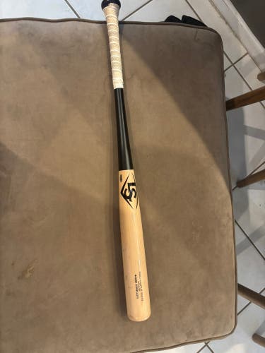 RA13 Pro Maple Prime Wood Composite Louisville Slugger BBCOR Certified Bat (-3) 30 oz 33" (Used)