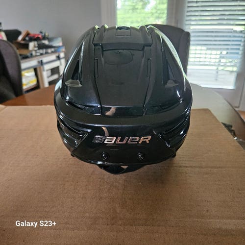Medium Bauer Re-Akt 155 Helmet (Used)
