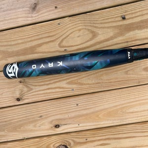 Louisville Slugger Kryo
