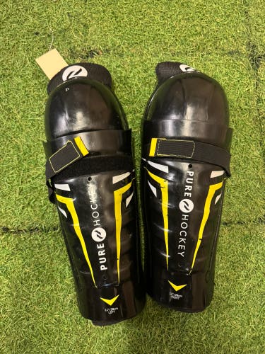 Junior Pure Hockey Shin Pads 11" (Used)
