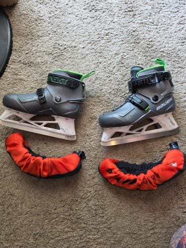 Bauer Konekt HF2 Hockey Goalie Skates Size 2 (Used)
