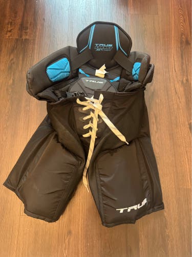 True AX7 Hockey Pants (Used, Medium)