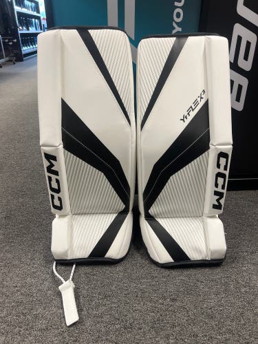 Youth 24" CCM YTFLEX 3 Goalie Leg Pads (New)