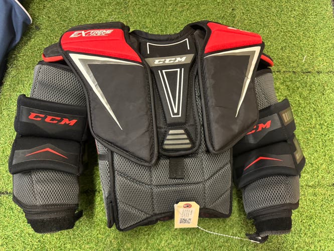 Junior Large/Extra Large CCM Extreme Flex E2.5 Goalie Chest Protector (Used)