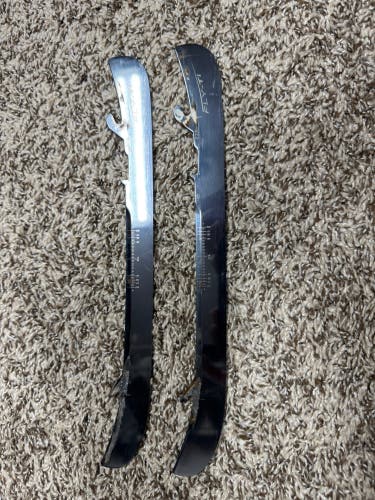 Bauer Fly-Ti 272 mm (Used)
