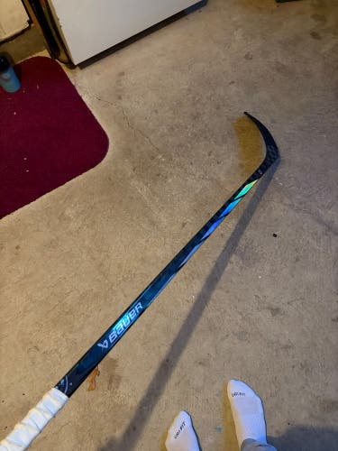Senior Bauer Proto-R Right Handed Hockey Stick P90TM 77 Flex (Used)