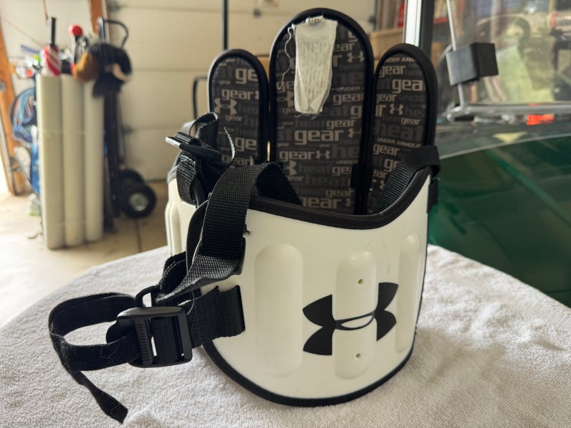 Medium Adult Under Armour Spectre Shoulder Pads (Used)