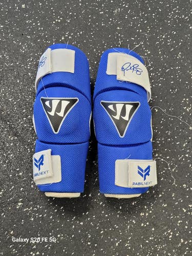 Used Warrior RABIL NEXT Lacrosse Arm Pads/Guards Royal Blue Senior 11849-S000042410