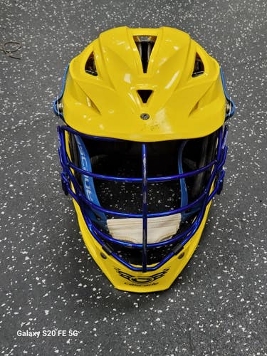 Used Cascade R Lacrosse Helmet Yellow One Size 11849-S000042407