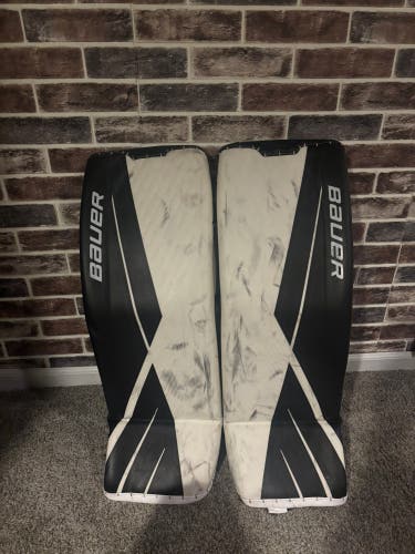 34" Bauer Ultrasonic Goalie Leg Pads (Used)