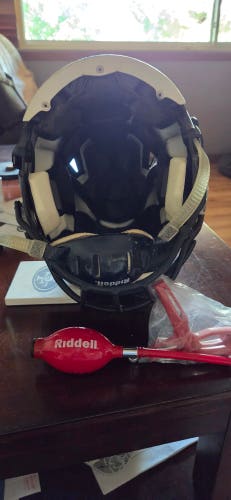 Black Adult Large Riddell SpeedFlex Helmet (Used)
