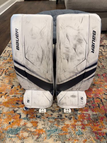 Small Bauer Supreme S27 Goalie Leg Pads (Used)