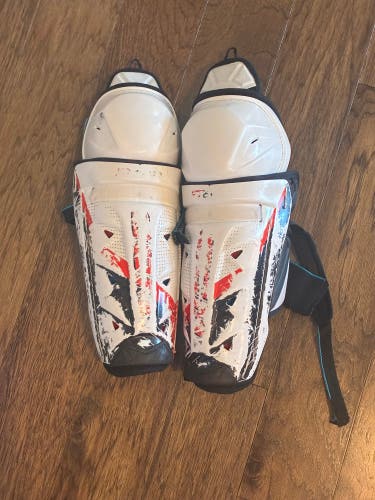 Junior CCM JetSpeed FT6 Pro 13" Shin Pads (Used)