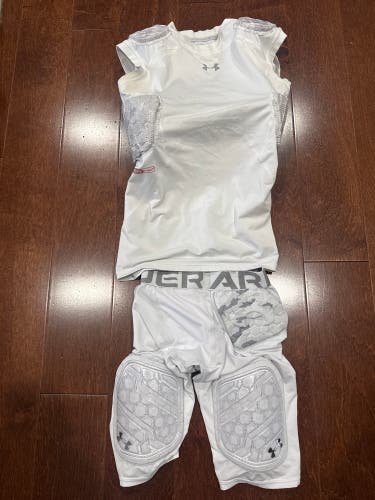 XL Youth Under Armour (Used)