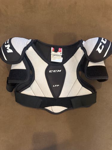 Medium Youth CCM LTP Shoulder Pads (Used)