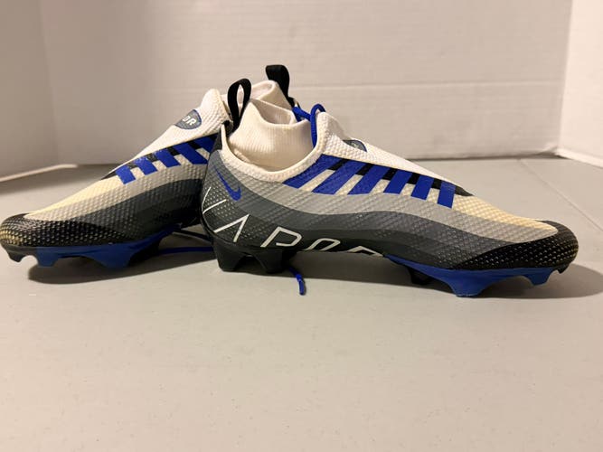 Men's Size M 7.5 (W 8.5) Nike Vapor edge pro 360 Low Top Molded Cleats (Used)