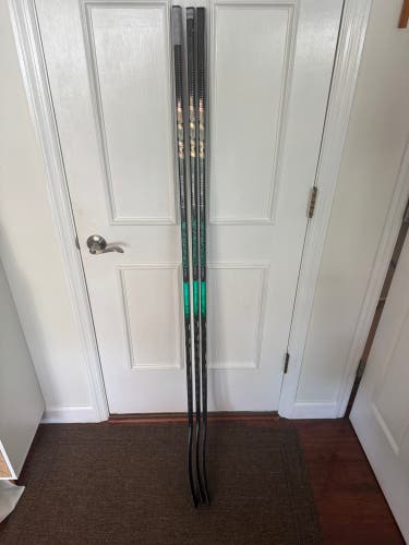 Senior CCM Tacks AS-VI Pro Right Handed Hockey Stick P88M 95 Flex Pro Stock 3 pack(Used)