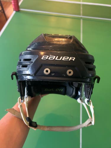 Medium Bauer Re-Akt 85 Helmet (Used)