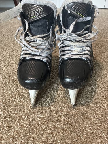 2021 Bauer Elite Hockey Goalie Skates Regular Width 8.5 (Used)