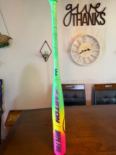 2026 Easton Hype Fire Composite USABat Certified Bat (-8) 23 oz 31" (New)