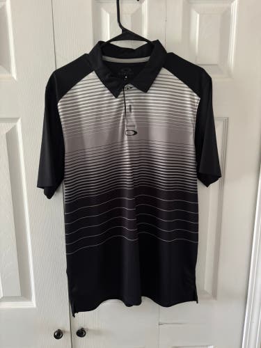 Black Large Men's Oakley Polo (Used)