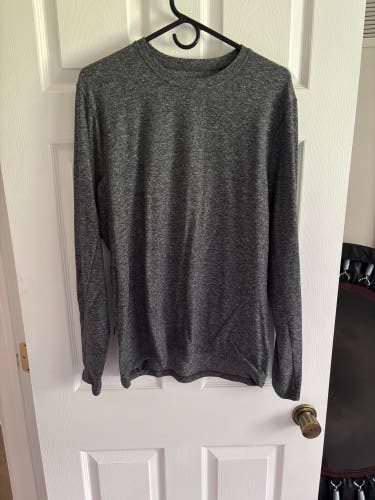 Gray Men's Large Lululemon Pullover (Used)