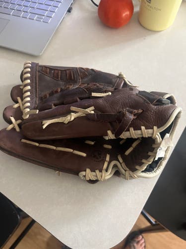 Mizuno LH Franchise Softball Glove 12.5" (Used)