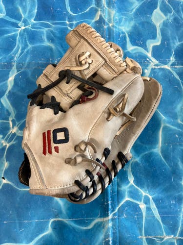 Nokona American Kip RH Infield Baseball Glove 11.25" (Used)