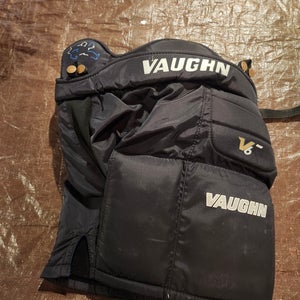 Junior Medium Vaughn V6 Hockey Goalie Pants (Used)