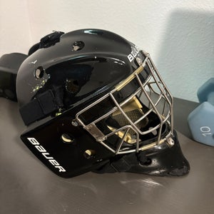Intermediate Medium Bauer Profile 940 Goalie Mask (Used)