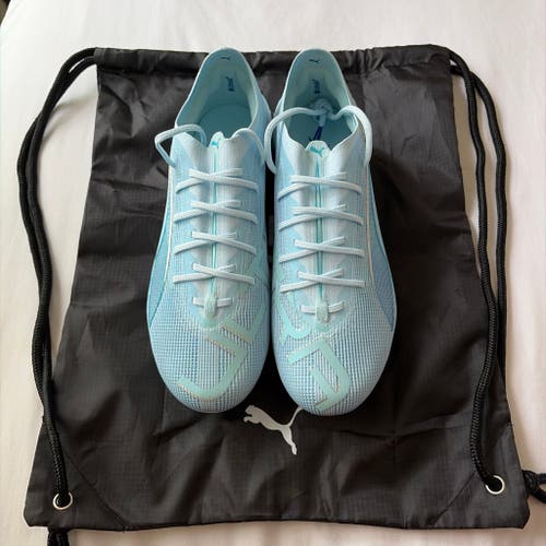 Blue Men's Size M 7.5 (W 8.5) Puma Ultra Cleats (New)