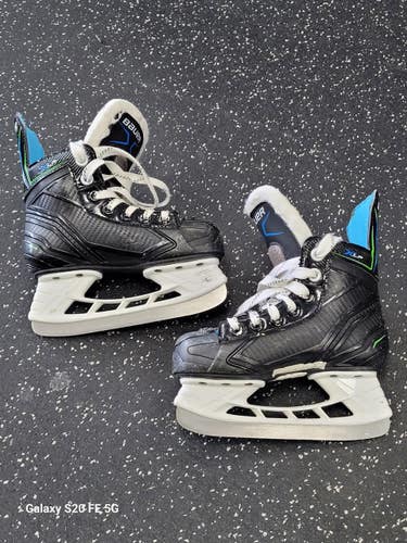 Used Bauer XLP Youth Hockey Skate Youth 10.0 11849-S000042307