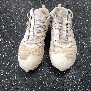 Used Under Armour GLYDE LAX Cleats Girls White Junior 03 11849-S000042226