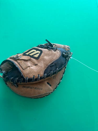 Brown Mizuno Prospect Series PowerClose RH Catcher's Baseball Glove 31" (Used)