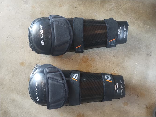 Bauer referee 13" Shin Pads
