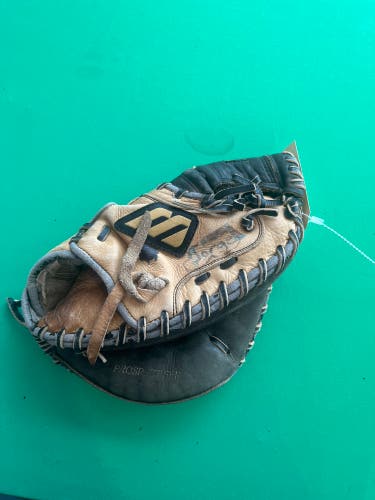 Mizuno Prospect Series PowerClose RH Catcher's Baseball Glove 31" (Used)