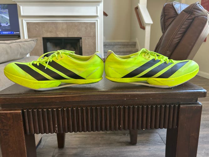 Green Men's Adult Size M 10.5 (W 11.5) Adidas (Used)