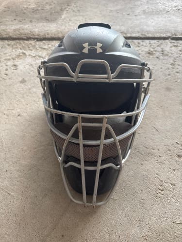 Under Armour Victory Series Catcher's Mask (Used) 6 1/4-7