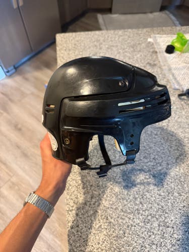 Bauer 4500 Helmet (Used)