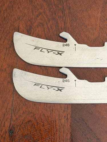 Bauer Fly-X 246 mm (Like New)