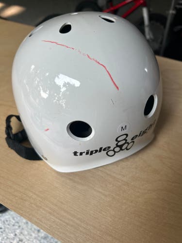 Medium Triple Eight Bike Helmet (Used)