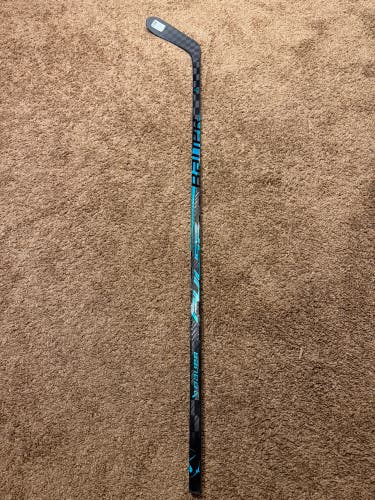 Senior Bauer Pulse Left Hand Hockey Stick P28 70 Flex (New)