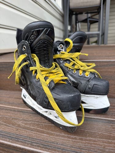 2024 CCM Tacks XF Pro Hockey Skates Regular Width Size 2 (Used)