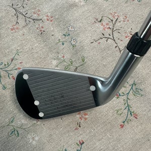 Men's Honma 7 Iron Right Handed Steel Shaft (Used)