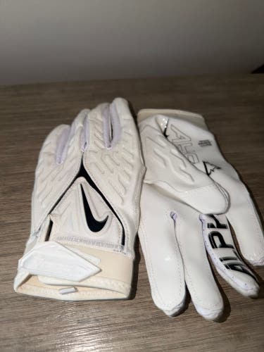 Medium Nike Superbad Gloves (New)