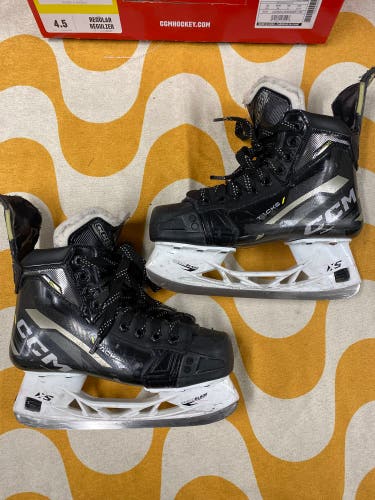 Intermediate CCM Tacks AS580 Hockey Skates Regular Width Size 4.5 (Used)