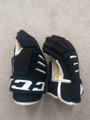 CCM Tacks 4 Roll Pro 2 Gloves 14" (Used)