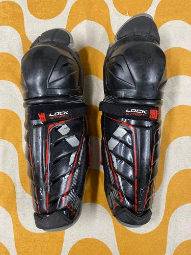 Junior CCM JetSpeed FT390 Shin Pads 12" (Used)