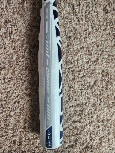 2016 Combat Maxum Composite BBCOR Certified Bat (-3) 29 oz 32" (Used)