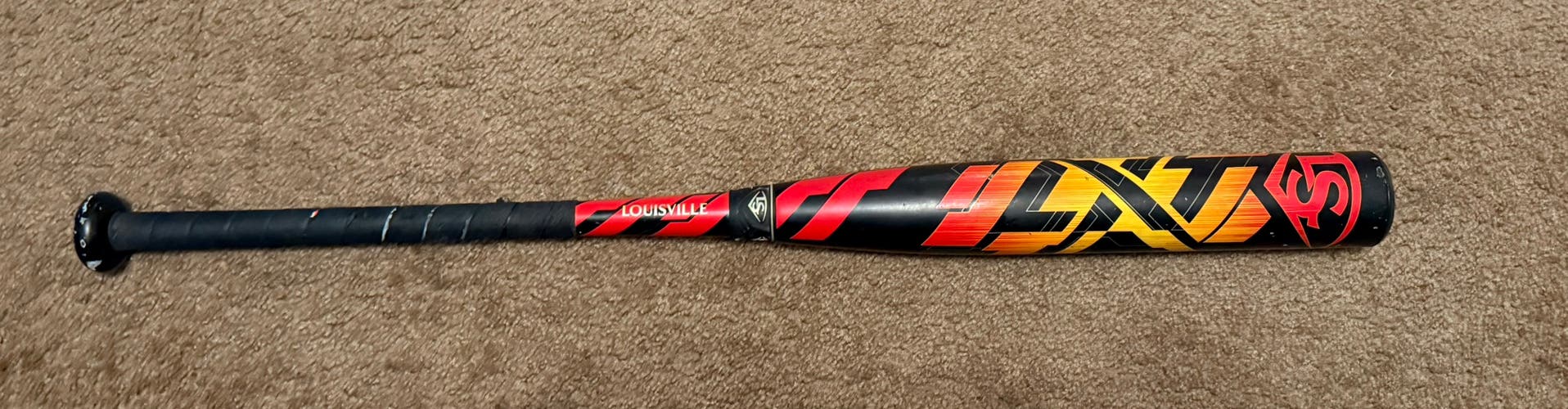 2022 Louisville Slugger LXT Composite Bat (-11) 19 oz 30" (Used)